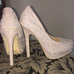 SIZE 6 Diamond Embellished High Heels